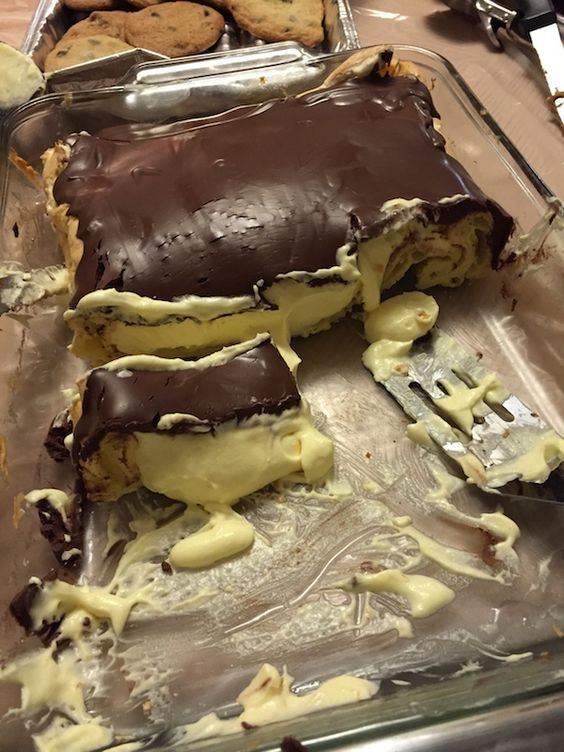 Eclair Cake – Don’t Lose This Recipe!