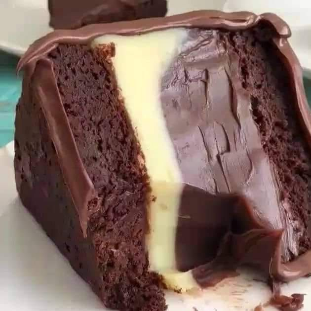 Chocolate Cake Swiss