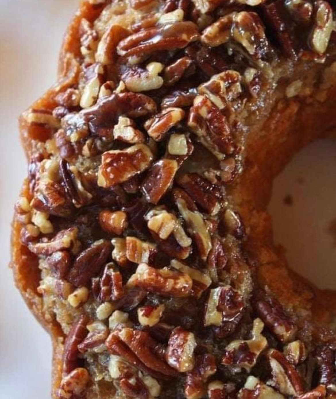 PECAN UPSIDE DOWN BUNDT CAKE 