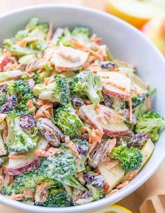 Broccoli Apple Salad